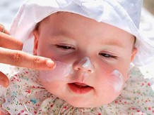 Trẻ sơ sinh có nên dùng kem dưỡng ẩm