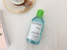 Review nước tẩy trang Bioderma cho da dầu mụn có thật sự tốt?