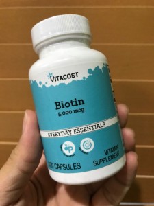 Viên uống mọc tóc Vitacost Biotin 10000mcg của Mỹ