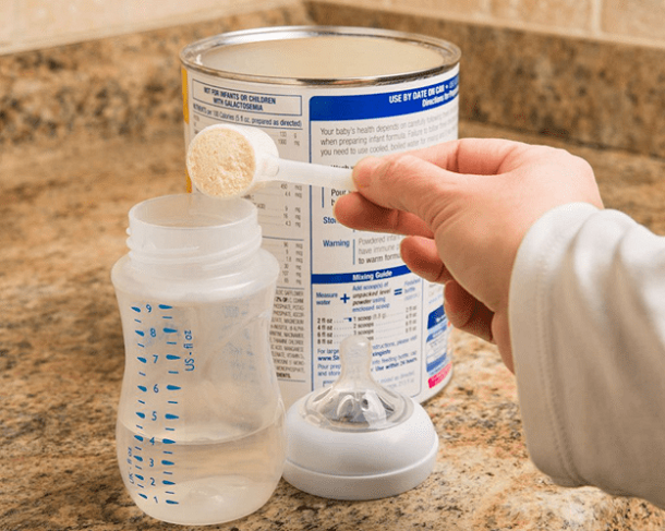 cách pha sữa nan cho trẻ sơ sinh