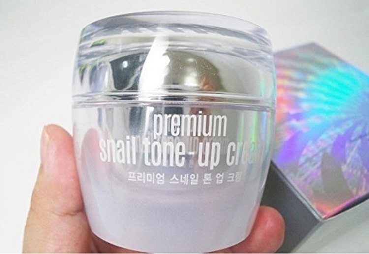 kem Premium Snail Tone Up Cream có tốt không