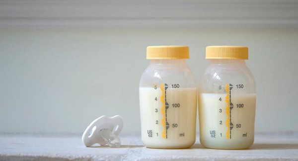 sữa mẹ vắt ra để được bao lâu ở nhiệt độ thường, sữa mẹ để được bao lâu ở nhiệt độ thường, sữa mẹ để nhiệt độ thường được bao lâu, sữa mẹ để ngoài nhiệt độ thường được bao lâu, sữa mẹ vắt ra để nhiệt độ thường được bao lâu
