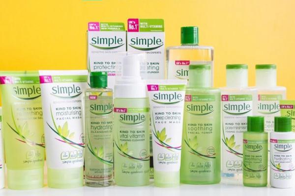 Kem chống nắng Simple review là dòng sản phẩm kem chống nắng lành tính, giúp bảo vệ làn da hiệu quả, an toàn và lành tính. Hãy cùng đi tìm hiểu về dòng sản phẩm kem chống nắng Simple để xem nó có thật sự lành tính không nhé.
